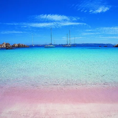 Casa de Férias Stupenda Casetta In Centro Storico La Maddalena *