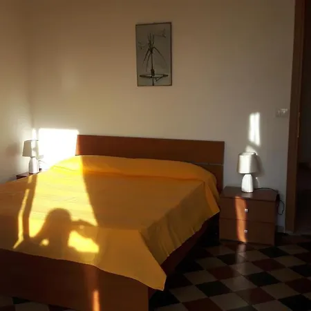 Stupenda Casetta In Centro Storico Tatil Evi